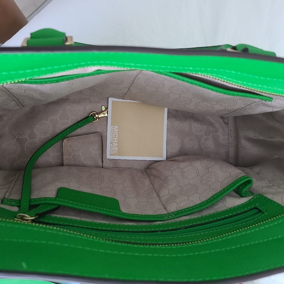 Michael Kors Handbags - Michael kors Michael Kors Handbags - Michael kors